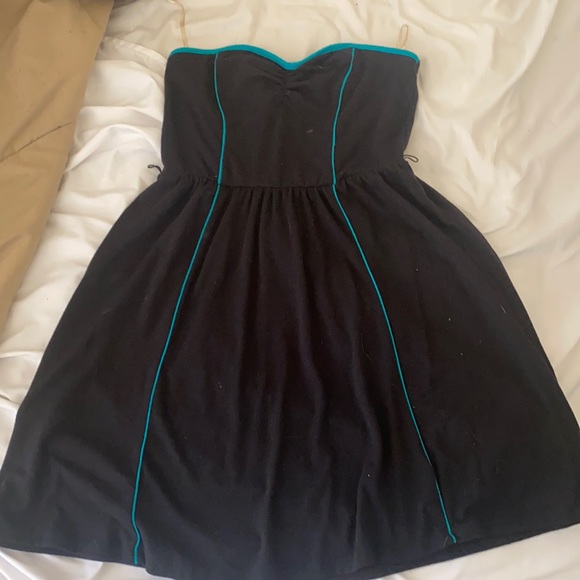 Dress - Picture 1 of 5